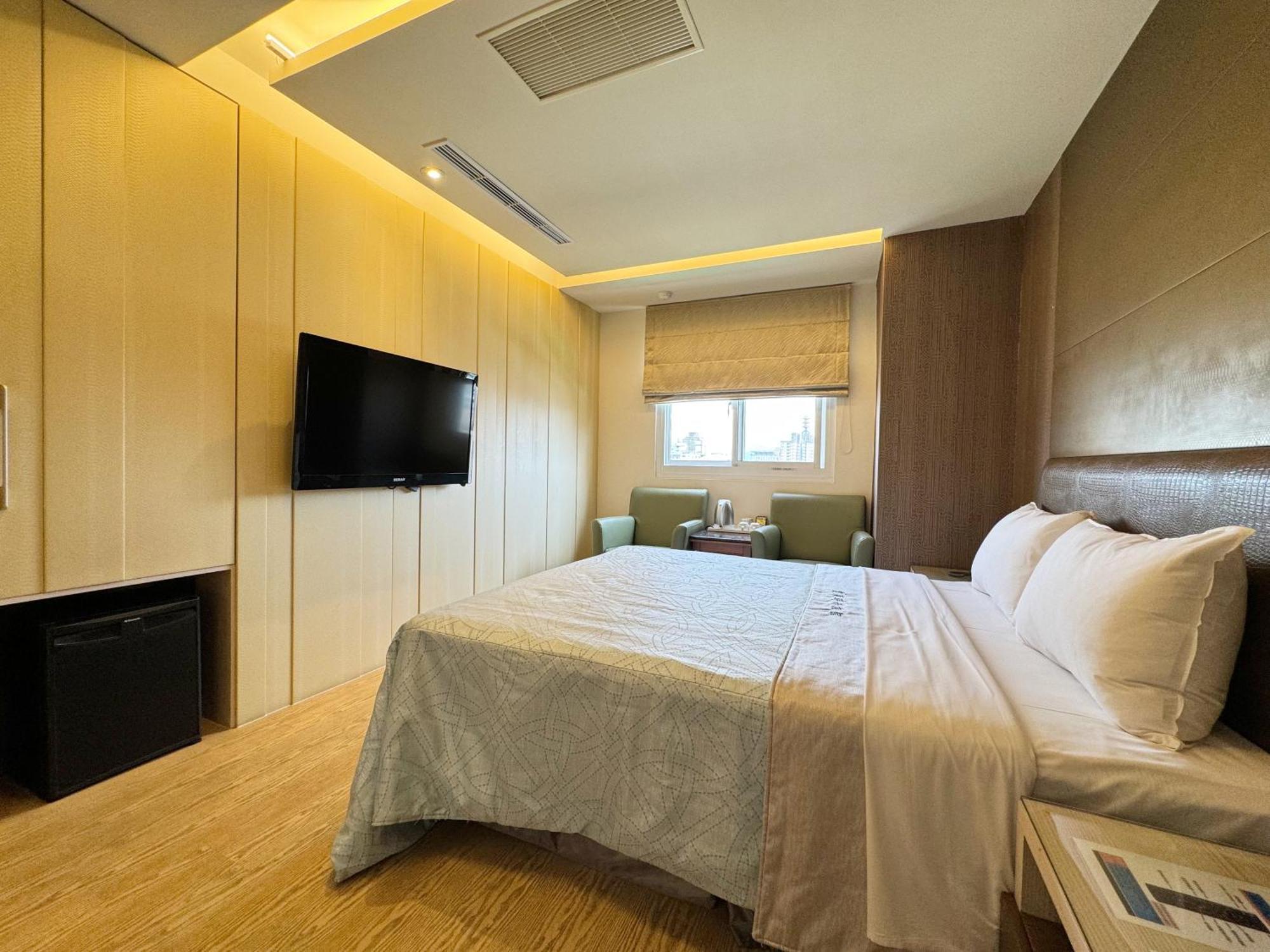 Ai Lai Fashion Hotel Taichung Exterior foto