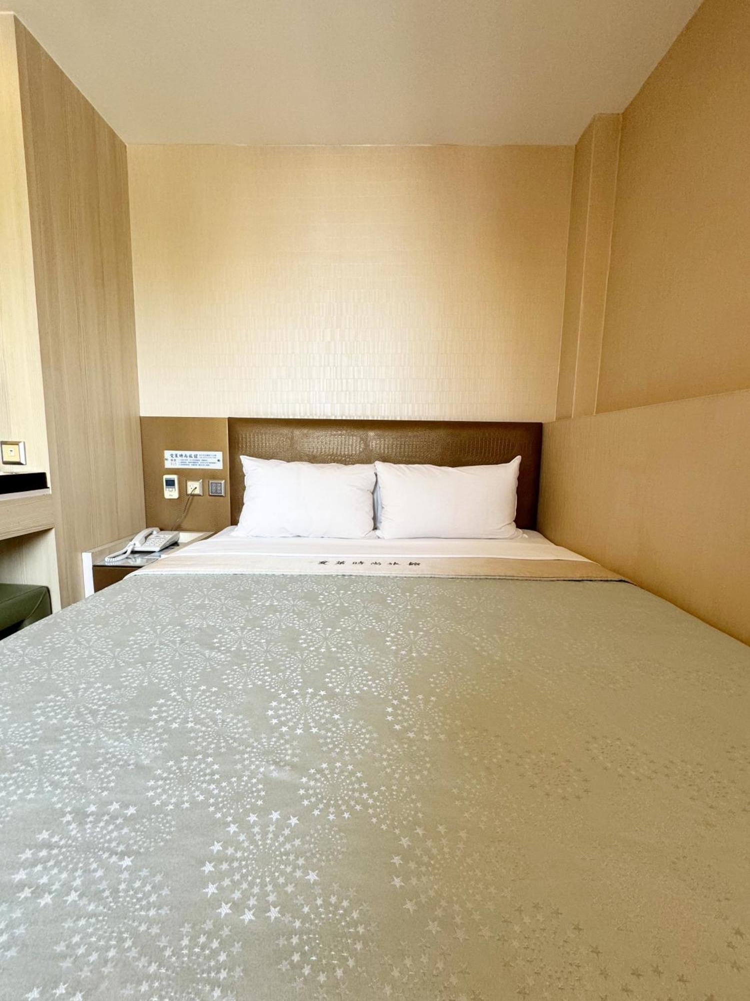 Ai Lai Fashion Hotel Taichung Zimmer foto